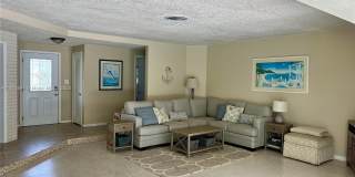 1241 Manor Dr Gallery 5