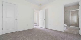 801 East Gonzalez Street Gallery 22