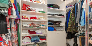 6423 Collins Ave Gallery 21