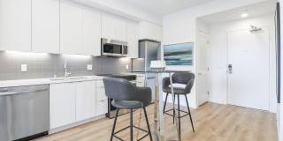 Onyx on Park Gallery 67