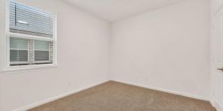 3955 Oak Creek Circle Gallery 10