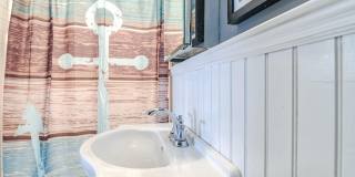 127 Lawrence Avenue Gallery 14