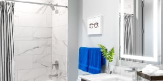 2424 Tulane Gallery 6