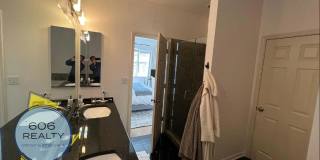 Beautiful, Single Family Townhome, Great Location!! Gallery 17