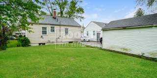 Welcome to this charming 2 bedroom, 1 bathroom home for rent in Columbus, OH! Gallery 3