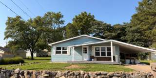 3 bed, 1.5 bath Gallery 1