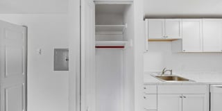 175 West Wyoming Ave. Gallery 7