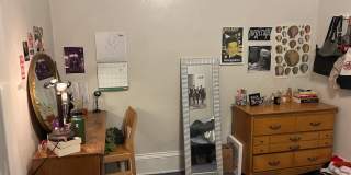 PRELEASE: Spacious 6+ bdrm/2 bath in York Neighborhood Gallery 26