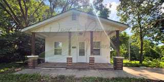 CHARMING UPDATED BUNGALOW!!!! Gallery 1