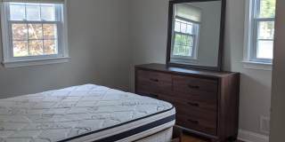 1304 Franklin Avenue Gallery 21