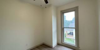 **August 2028** HUGE 8 Bed 6 Bath !! Fully Remodeled!! Gallery 23