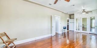 1701 ELM Street Gallery 57