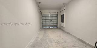 2423 SE 30th St Gallery 37