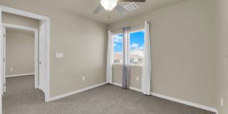 5430 Holding Avenue Gallery 31