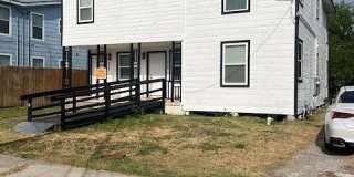 1628 18th Street Gallery 1