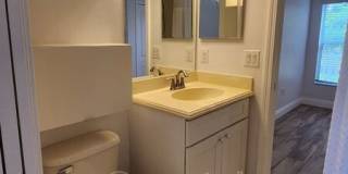 11404 Holmbridge Ln Gallery 37