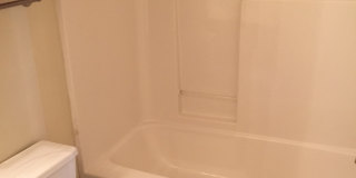 College Station. - 3 bedroom/3 bath Duplex, fenced in back yard, ready for an August 2026 move in. Gallery 13