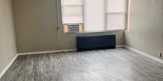 Knoxville Manor Gallery 16