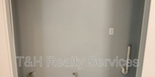 3030 Roberta Drive Gallery 16