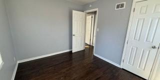 4511 Monroe Avenue Gallery 16