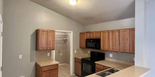Cute 3 Bed, 2 Bath In Deer Creek Schools Gallery 6