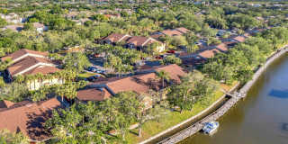 Remodeled 2/2 Waterfront Condo Gallery 33
