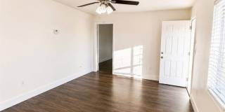 2234 West Medlock Drive Gallery 3