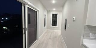 195 Green St. Gallery 10