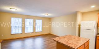 Spring special! 2-Bedroom, 2.5-Bath Townhome in Urbandale with 2-Car Attached Garage Spring special! 2-Bedroom, 2.5-Bath Townhome in Urbandale with 2-Car Attached Garage Gallery 5