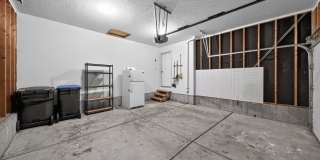 Charming 3BR Townhome in Lincoln Gallery 29