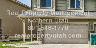 Charming 3 Bedroom Home in Layton! Gallery 1