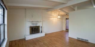 Spacious 4 Bedroom in Mid-Town Fort Collins Gallery 4
