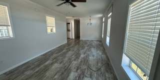 925 301 Blvd E Gallery 1