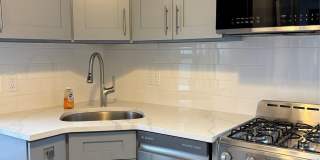 225 Lexington Avenue Gallery 1