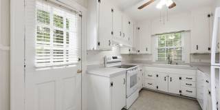 Gorgeous Home in Downtown Lillington! Gallery 15