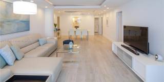 5005 Collins Ave Gallery 6
