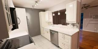 Beautifully Upgraded 2Bedroom Condo Now Available! Gallery 14
