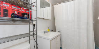 Stunning 4 bed 2 bath in Allston Gallery 10