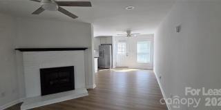 1912 Baxter Street Gallery 5