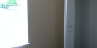 4 Bedroom 2 Bathroom House - Close to MSU Campus Gallery 13