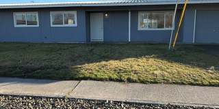 3 Bedroom Duplex, Fully Updated Gallery 1