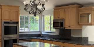 1279 Clayford Avenue Gallery 3