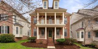 Stunning 4 level detached home close to the Mosaic District in Fairfax! Gallery 1