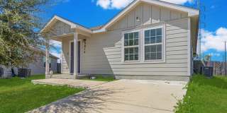 3814 Pickles Gallery 1