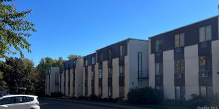 149 E Lake Boulevard Gallery 1
