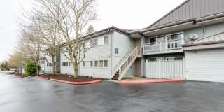 The Courtyard Apartment Homes Gallery 4