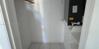 2051 NE 25th Ave Gallery 3