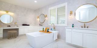 Gorgeous Custom Upgraded Serrano Home! Gallery 20