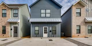 Brand New Duplexes Downtown Edmond Gallery 1