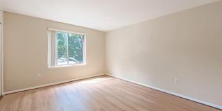 9728 KINGSBRIDGE Drive Gallery 7